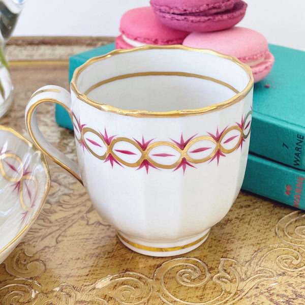 Antique New Hall trio of teabowl, coffee cup and saucer, pattern 89 c.1790