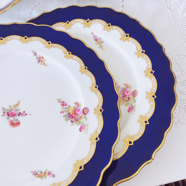 Antique Coalport dessert service, six plates and two serving dishes, c1890s