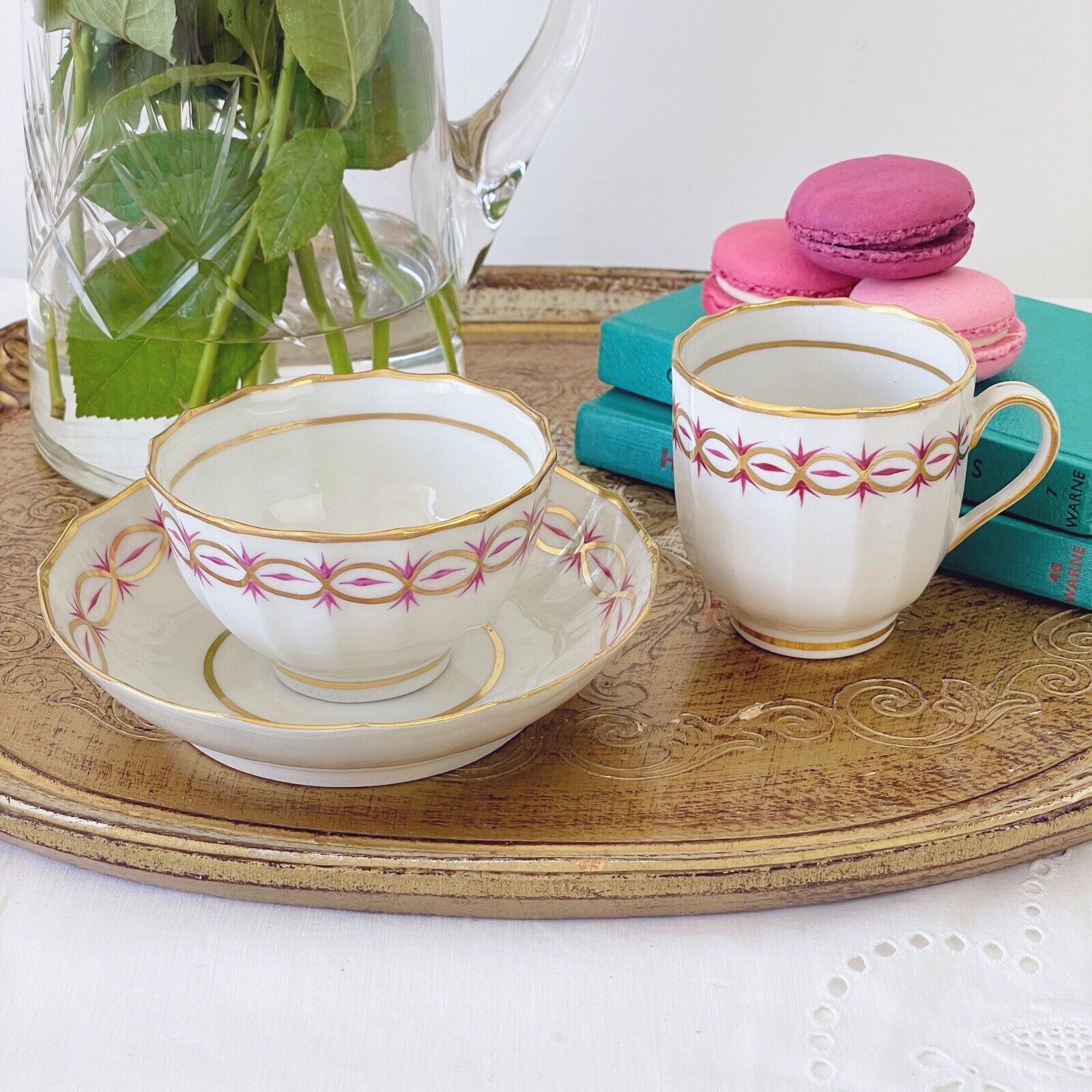 Antique New Hall trio of teabowl, coffee cup and saucer, pattern 89 c.1790