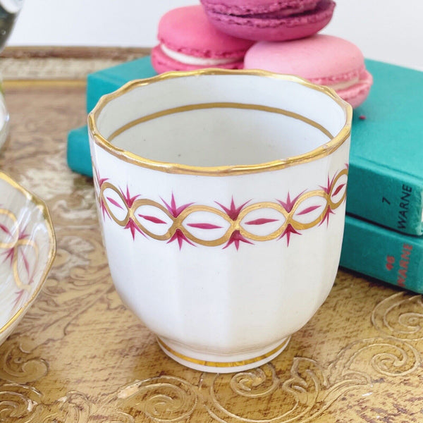 Antique New Hall trio of teabowl, coffee cup and saucer, pattern 89 c.1790