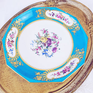 A soft paste Sèvres decagonal serving dish, 24cm.